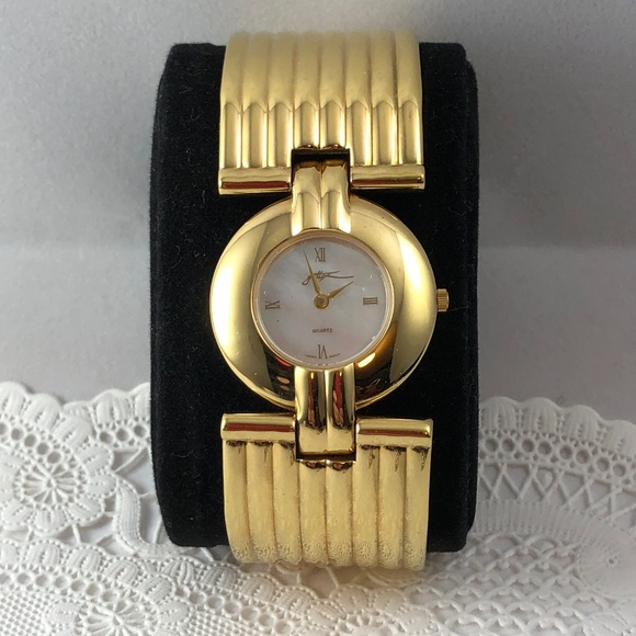 Vintage Gottex Bangle Bracelet MOP Face Watch